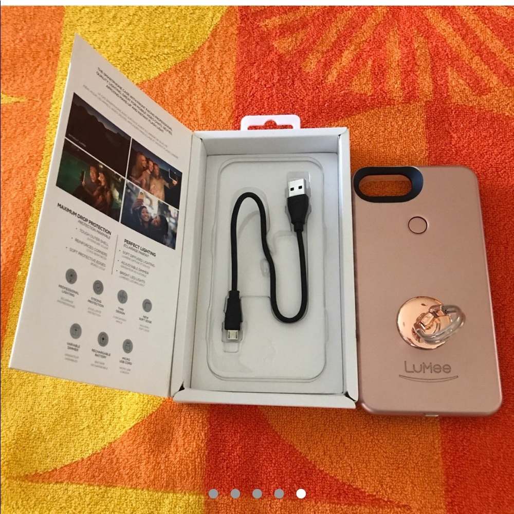 LuMee two selfie phone case